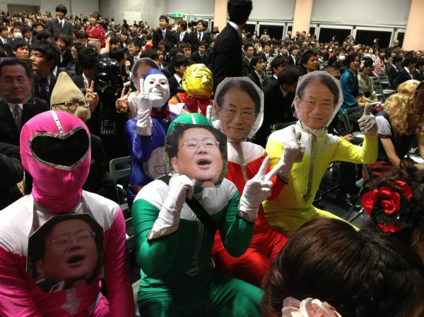 The Japanese universities where graduation is one giant cosplay party【Photos】11
