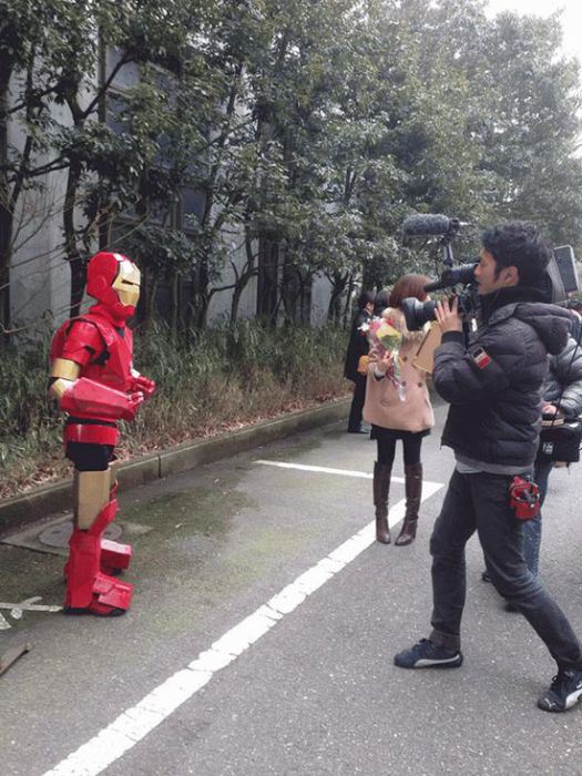 The Japanese universities where graduation is one giant cosplay party【Photos】13